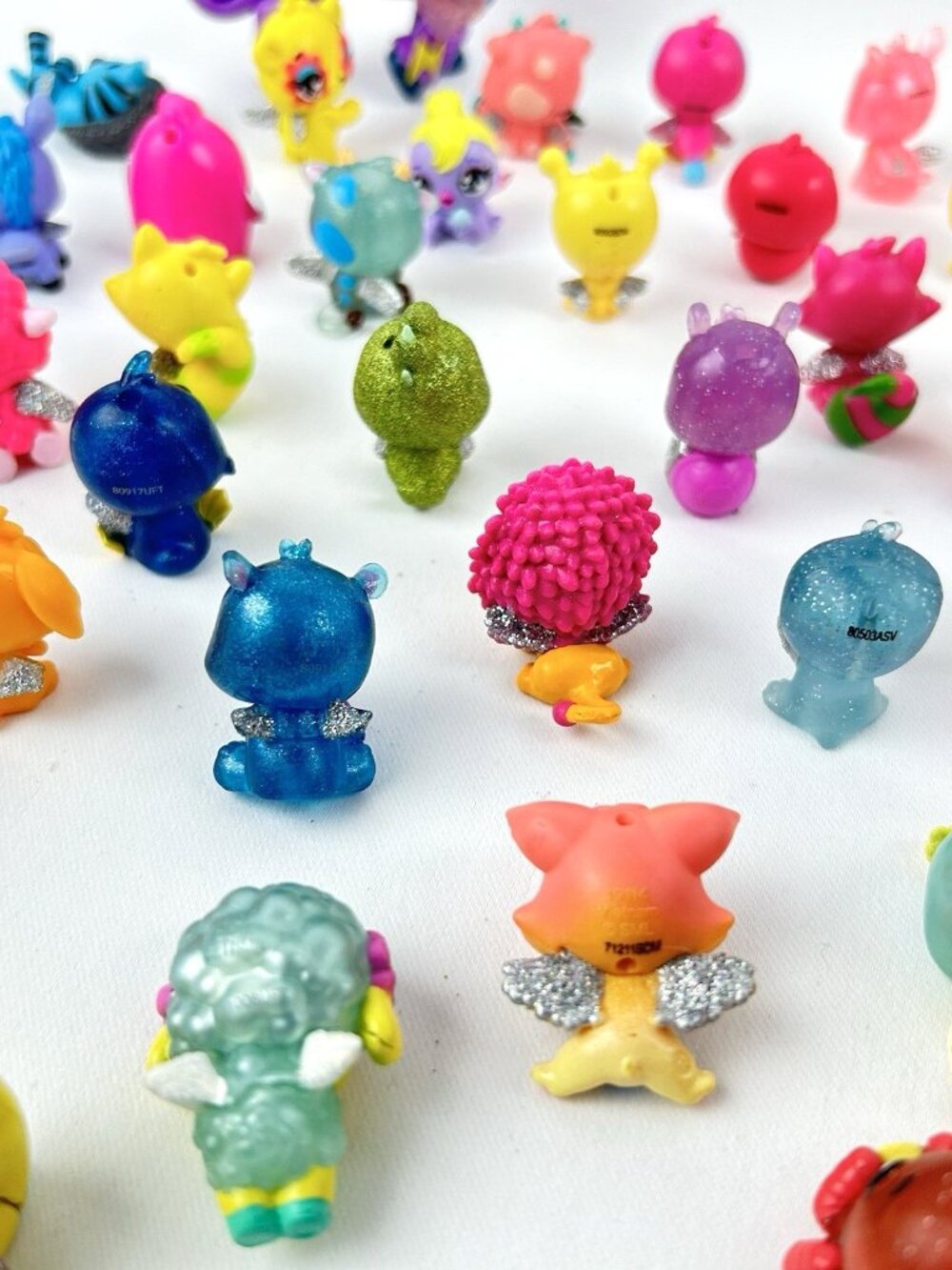 Hatchimals Colleggtibles Large Lot Figures + Unicornix Glide - Picture 9 of 16
